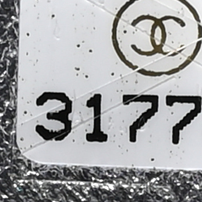 Gradient Metallic Lambskin Quilted Like A Wallet Clutch With Chain Silver Purple