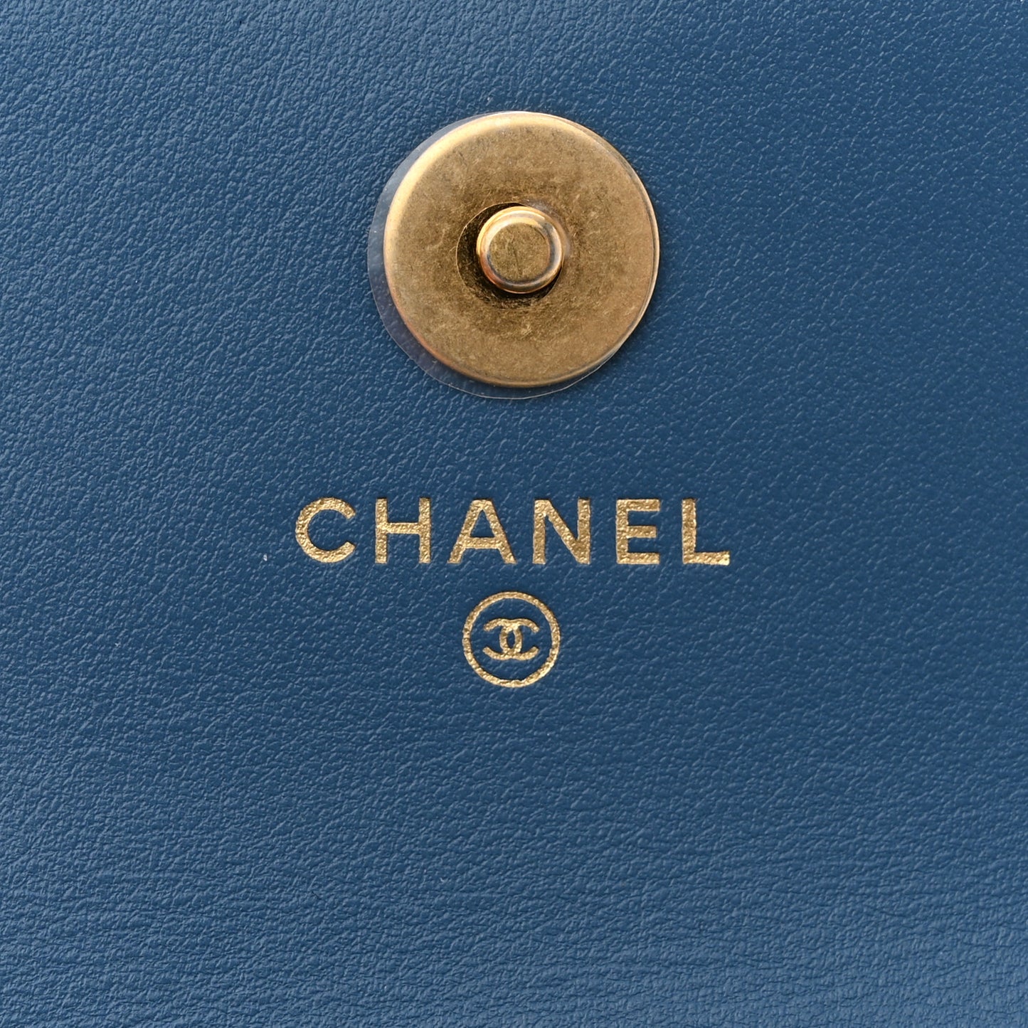 Denim Quilted CC Pearl Crush Clutch With Chain Blue