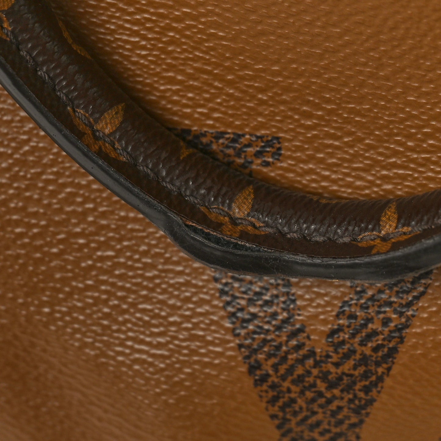 Reverse Monogram Giant Onthego GM