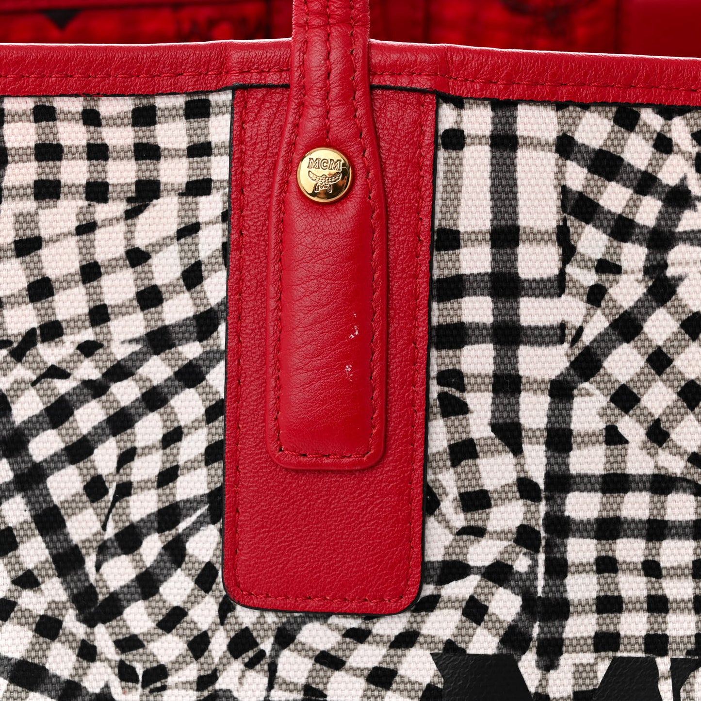 Visetos Medium Liz Reversible Shopper Tote Ruby Red