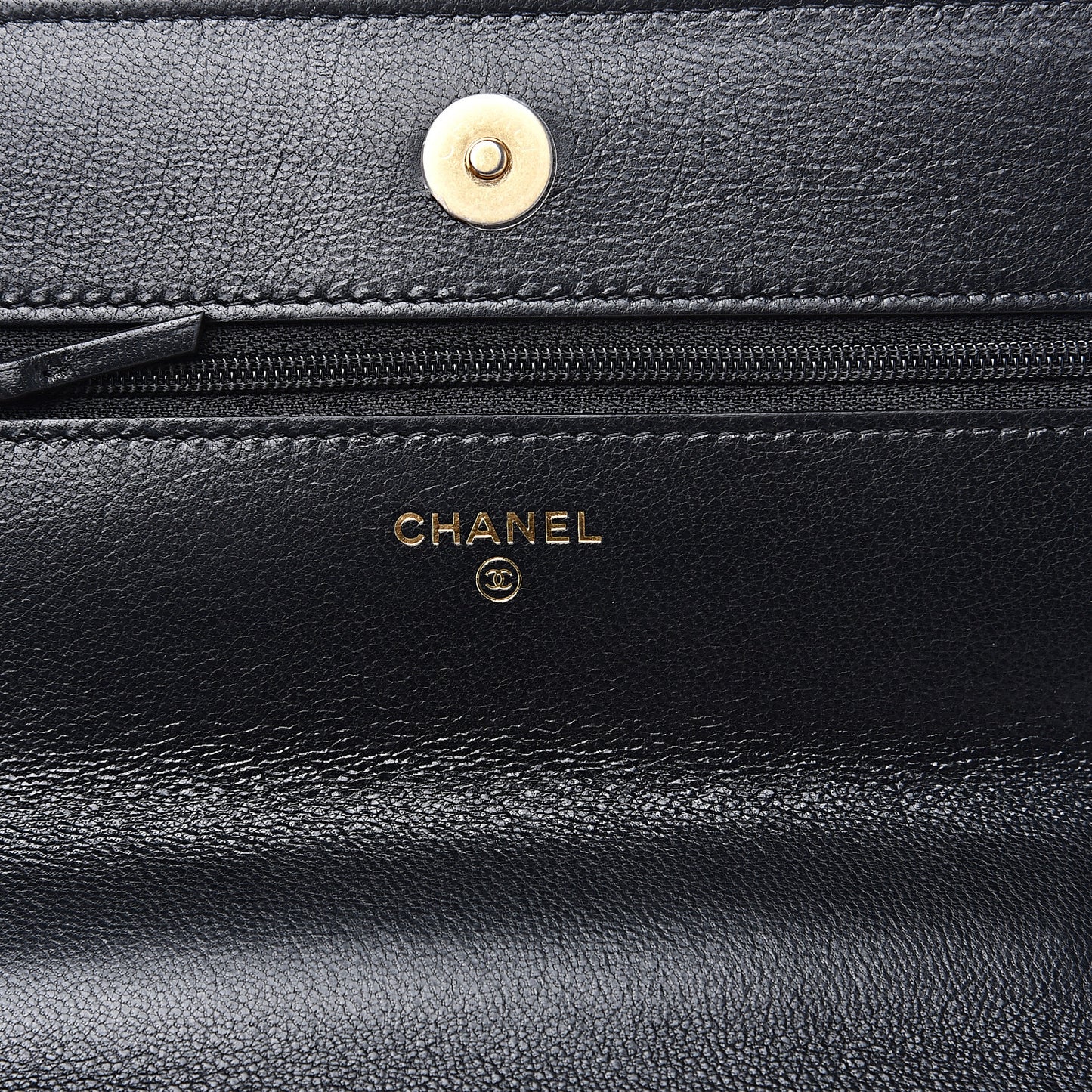 Goatskin Quilted 19 Wallet On Chain WOC Black