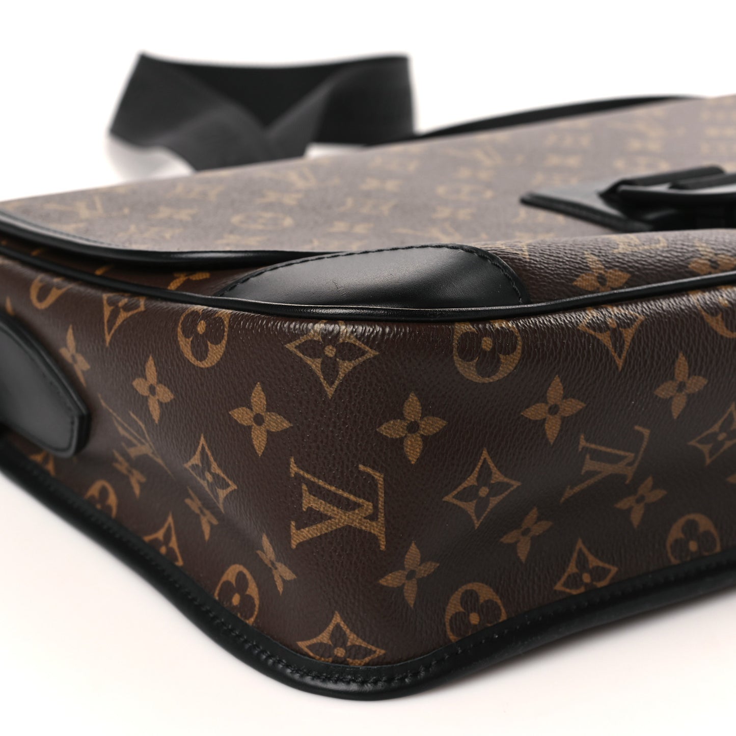 Monogram Macassar Archy Messenger GM