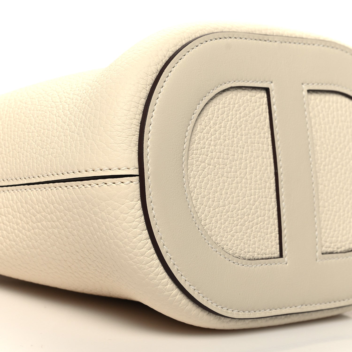 Hermes Taurillon Clemence Swift In-The-Loop 18 Bag Nata 9 of 11