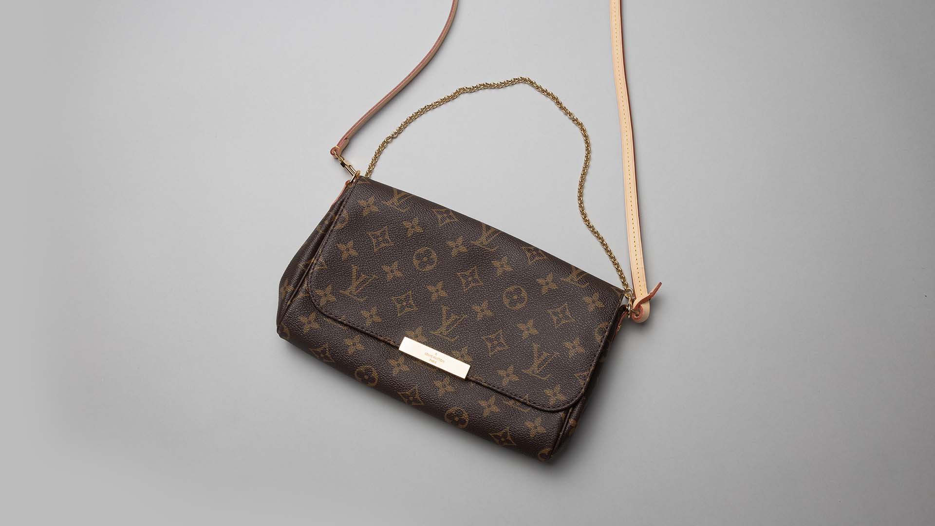 Featured Louis Vuitton authentication image for pawn shop staff