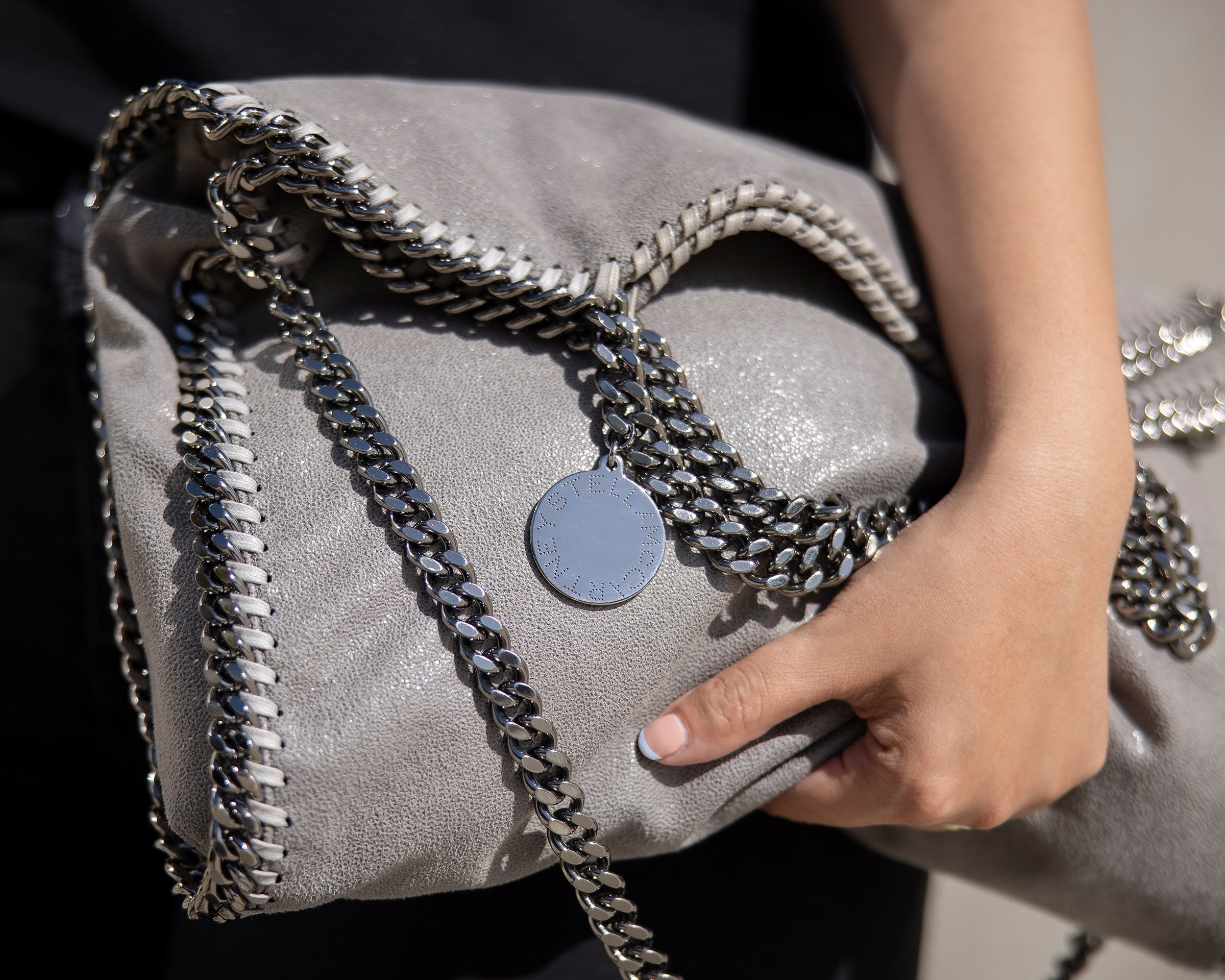 Earth-friendly Fashion: The Sustainable Solution