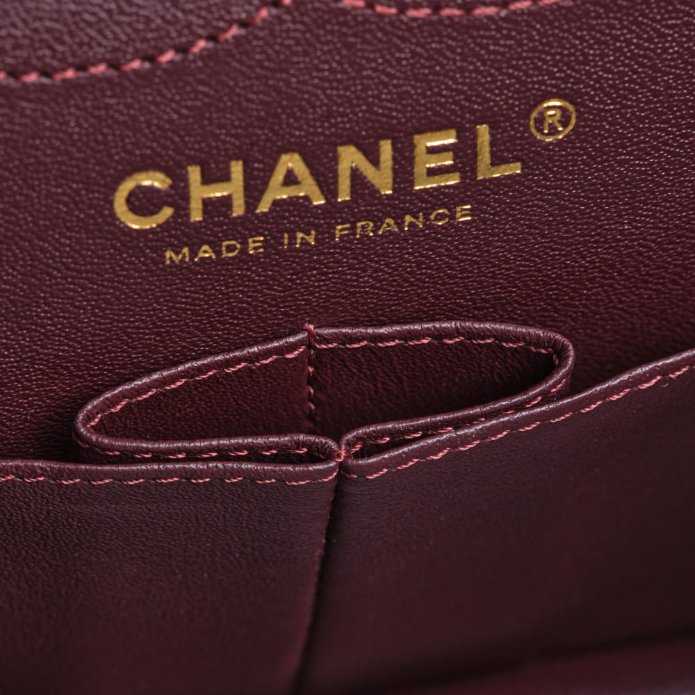 Lipstick pocket on the Chanel 2.55