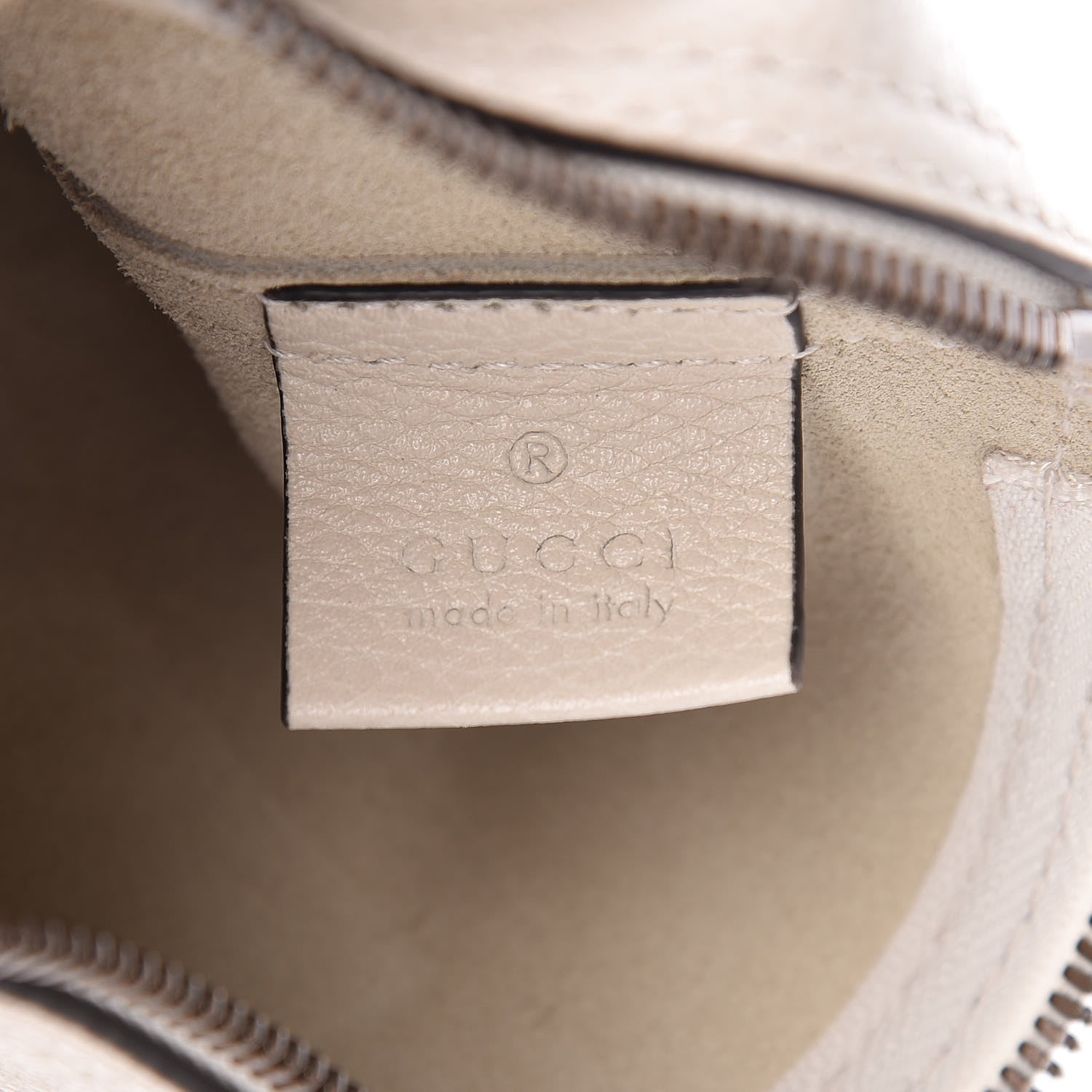 Gucci Pebbled Calfskin Medium Logo Portfolio Clutch White 6 of 10