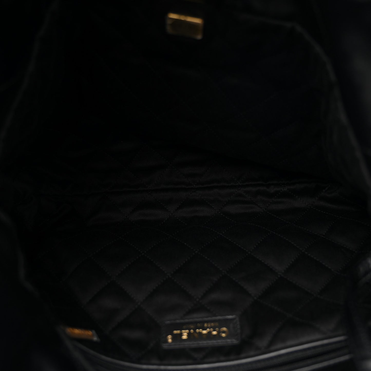 Shiny Calfskin Quilted Small Chanel 22 Black
