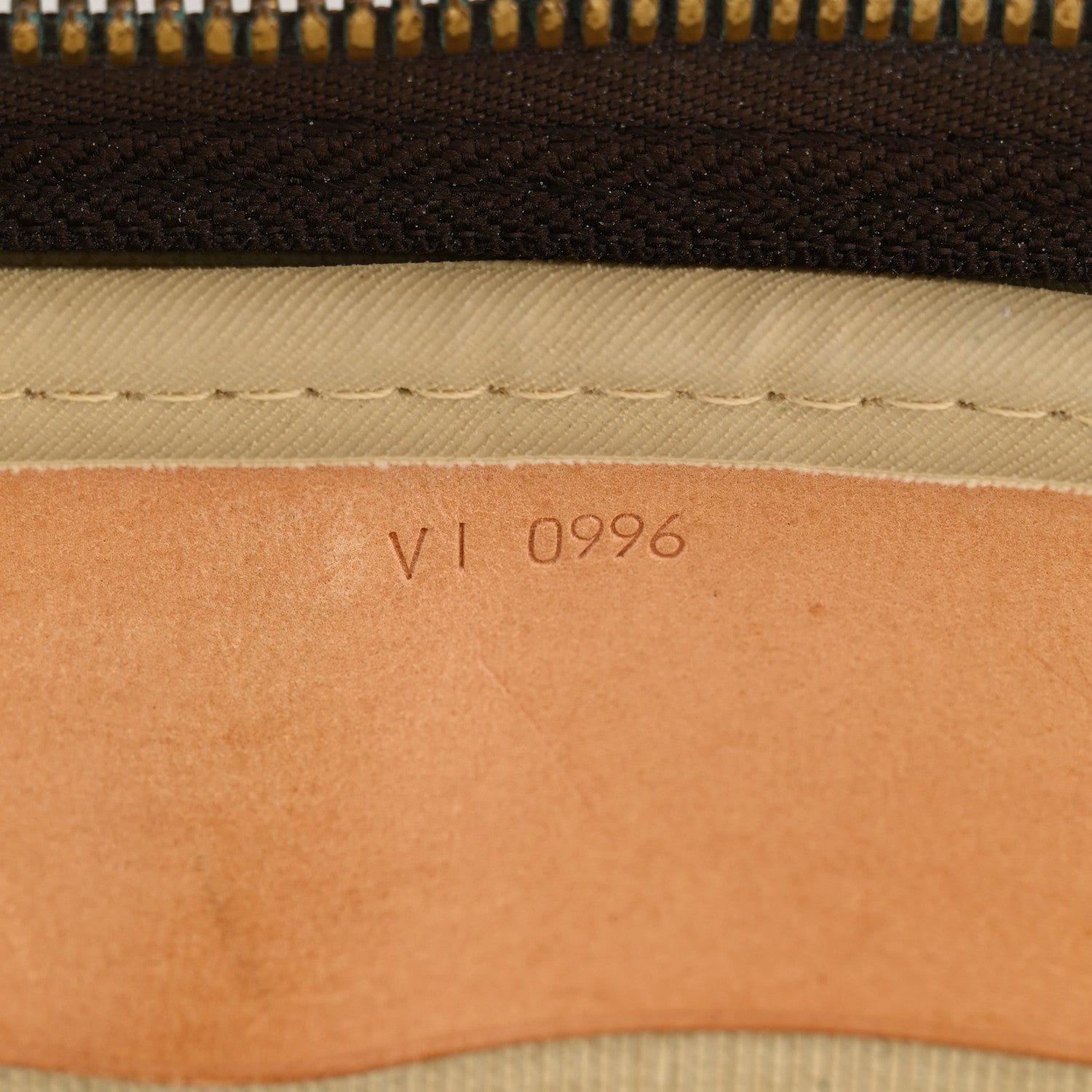 Louis Vuitton Monogram Alize 1 Compartment 6 of 12