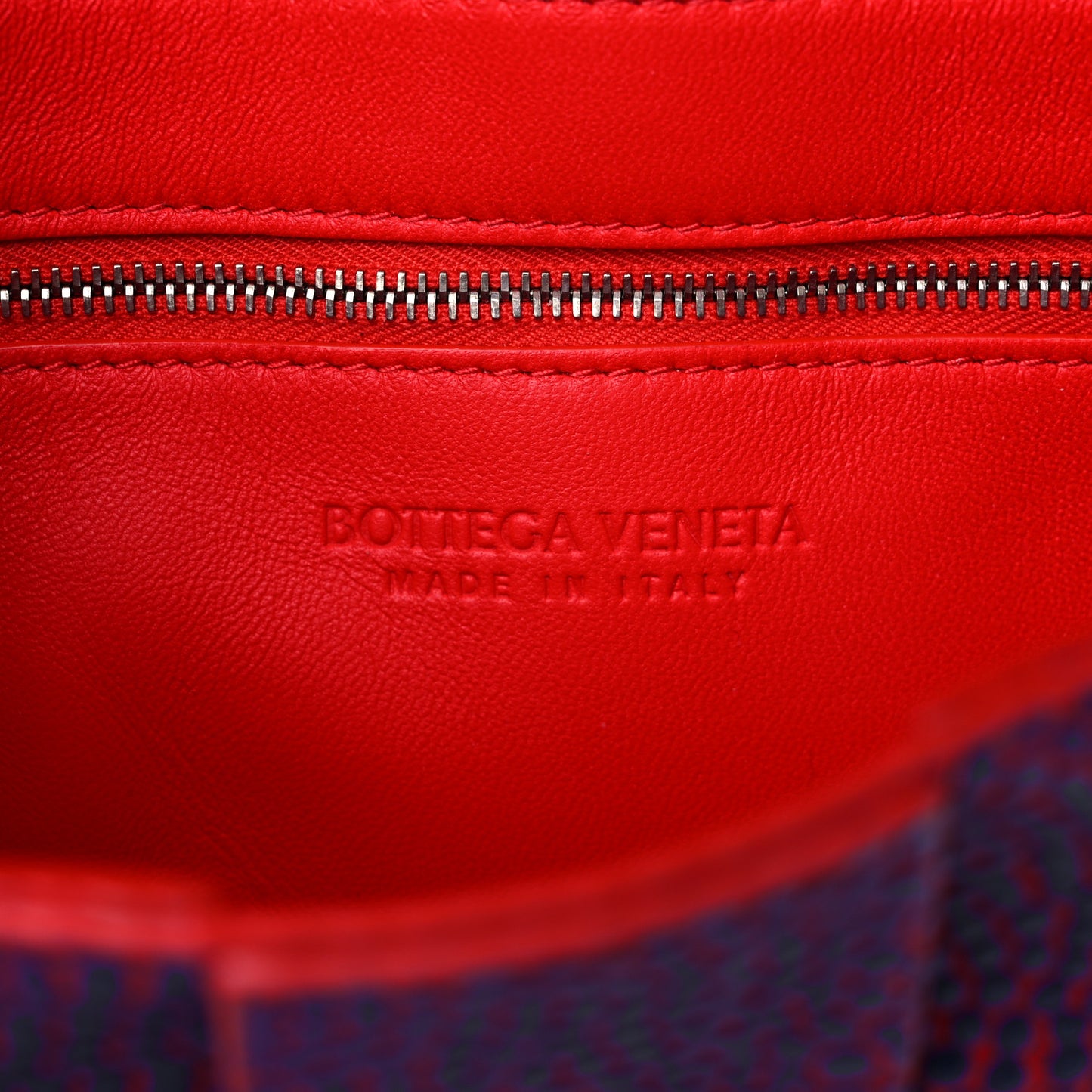 Calfskin Maxi Intrecciato Cassette Crossbody Bag Navy Red