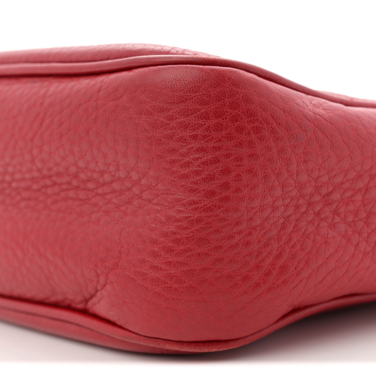 Gucci Pebbled Calfskin Small Soho Disco Bag Vibrant Red 10 of 14