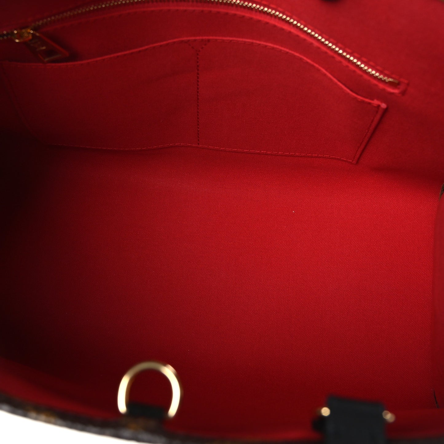 Reverse Monogram Giant Onthego MM