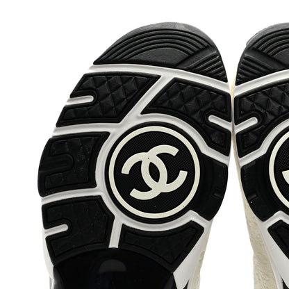 Chanel Fabric Suede Calfskin CC Sneakers 39 White Black 6 of 8
