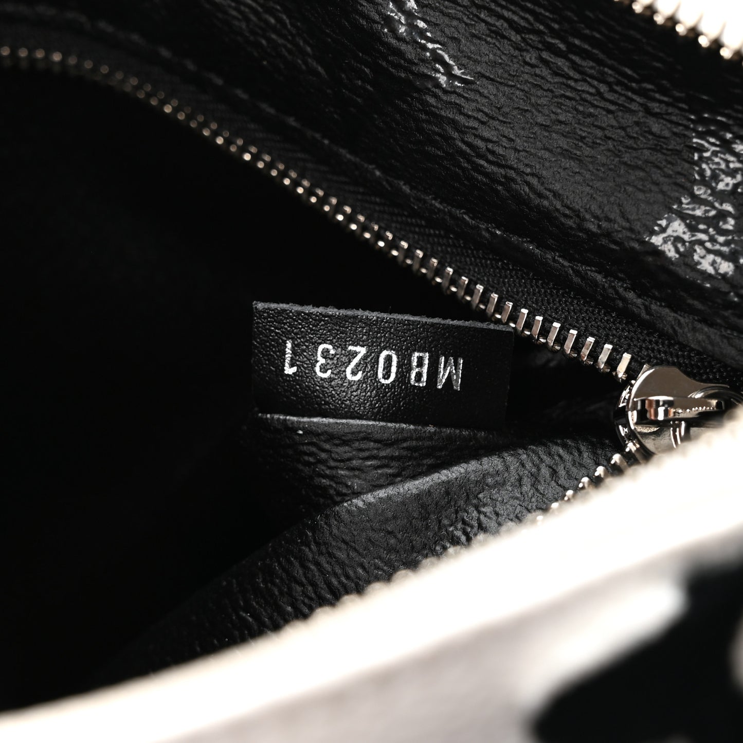 X UF Tufted Monogram Speedy Bandouliere 25 White Black
