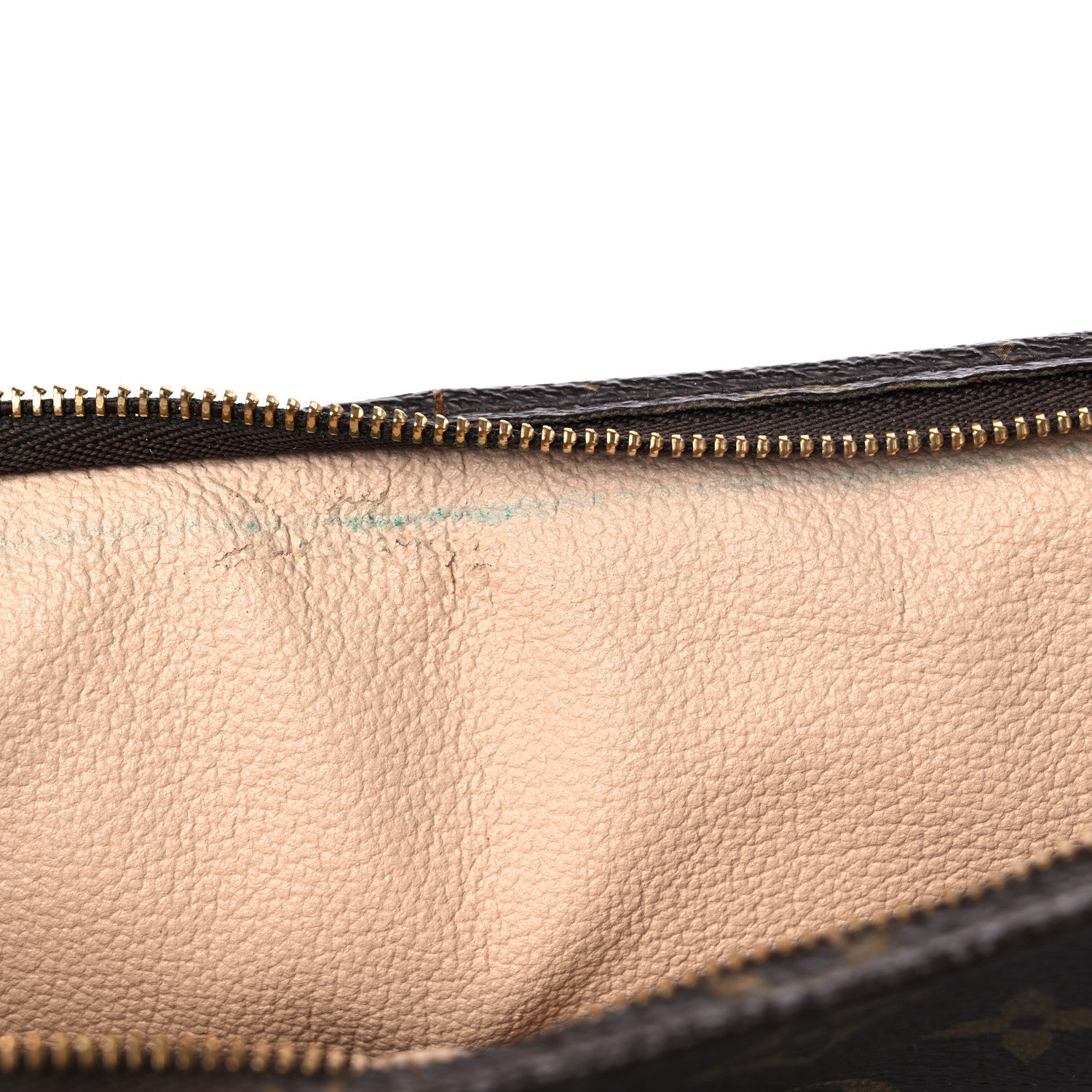Louis Vuitton Monogram Toiletry Pouch 26 18 of 22
