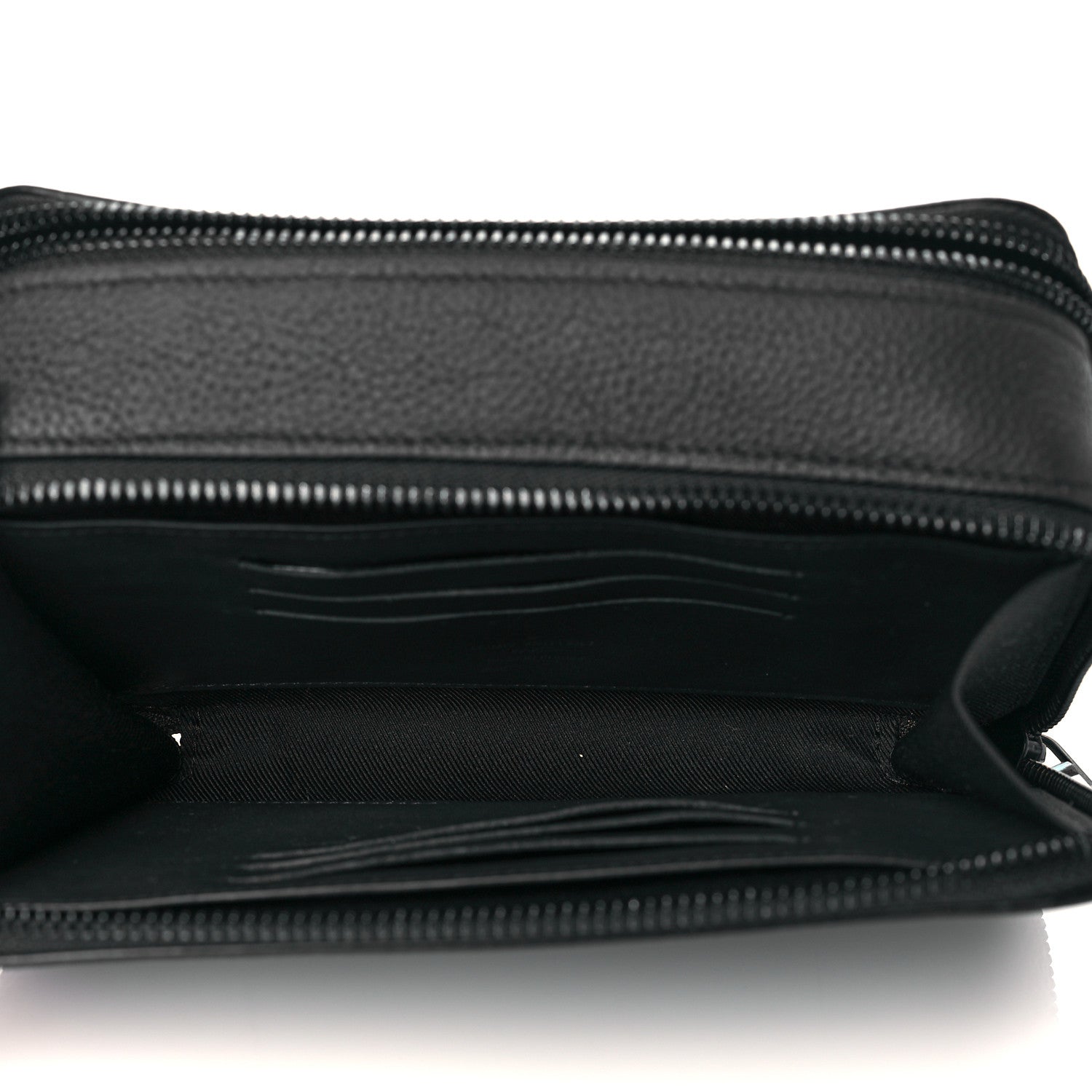 Louis Vuitton Taurillon Alpha Wearable Wallet Black 5 of 11