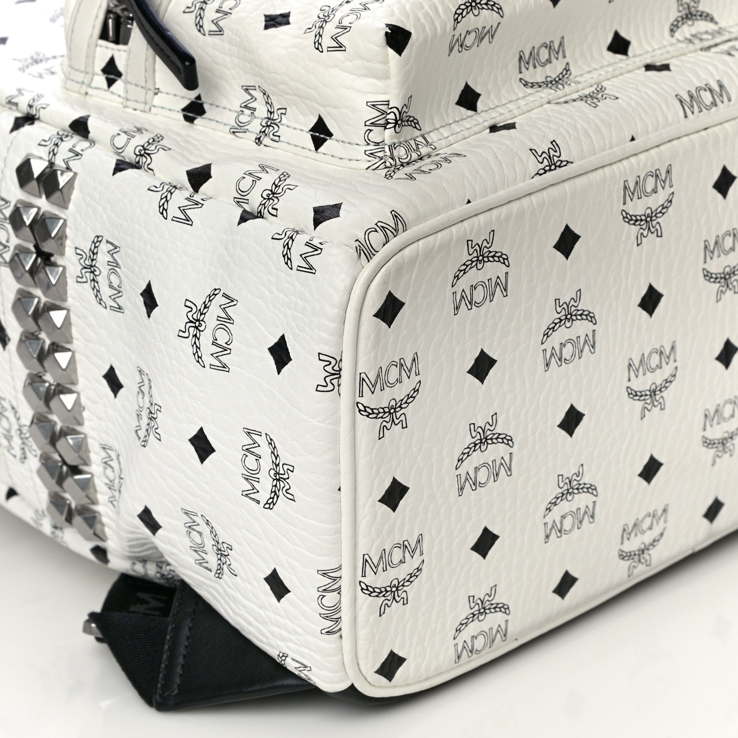 MCM Visetos Medium Side Studs Stark Backpack White 9 of 17