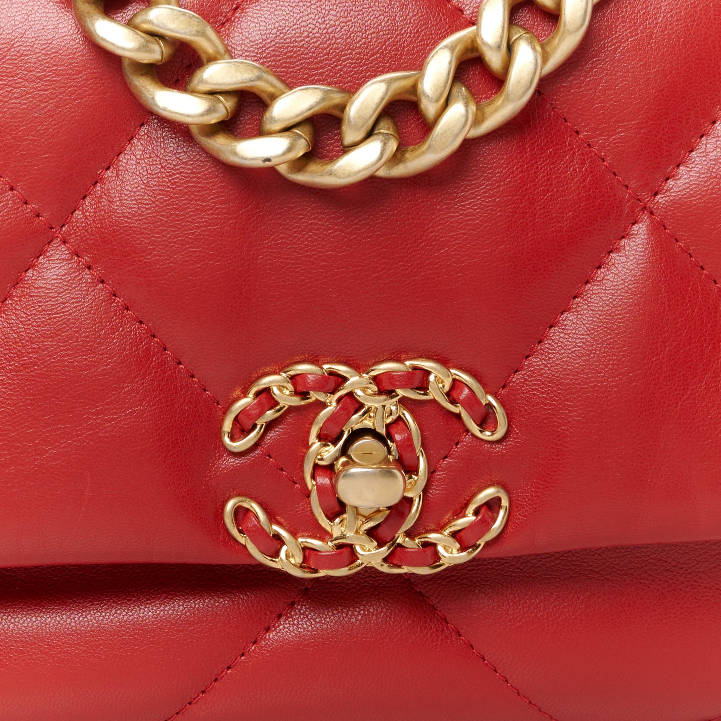 Goatskin Quilted Medium Chanel 19 Flap Red