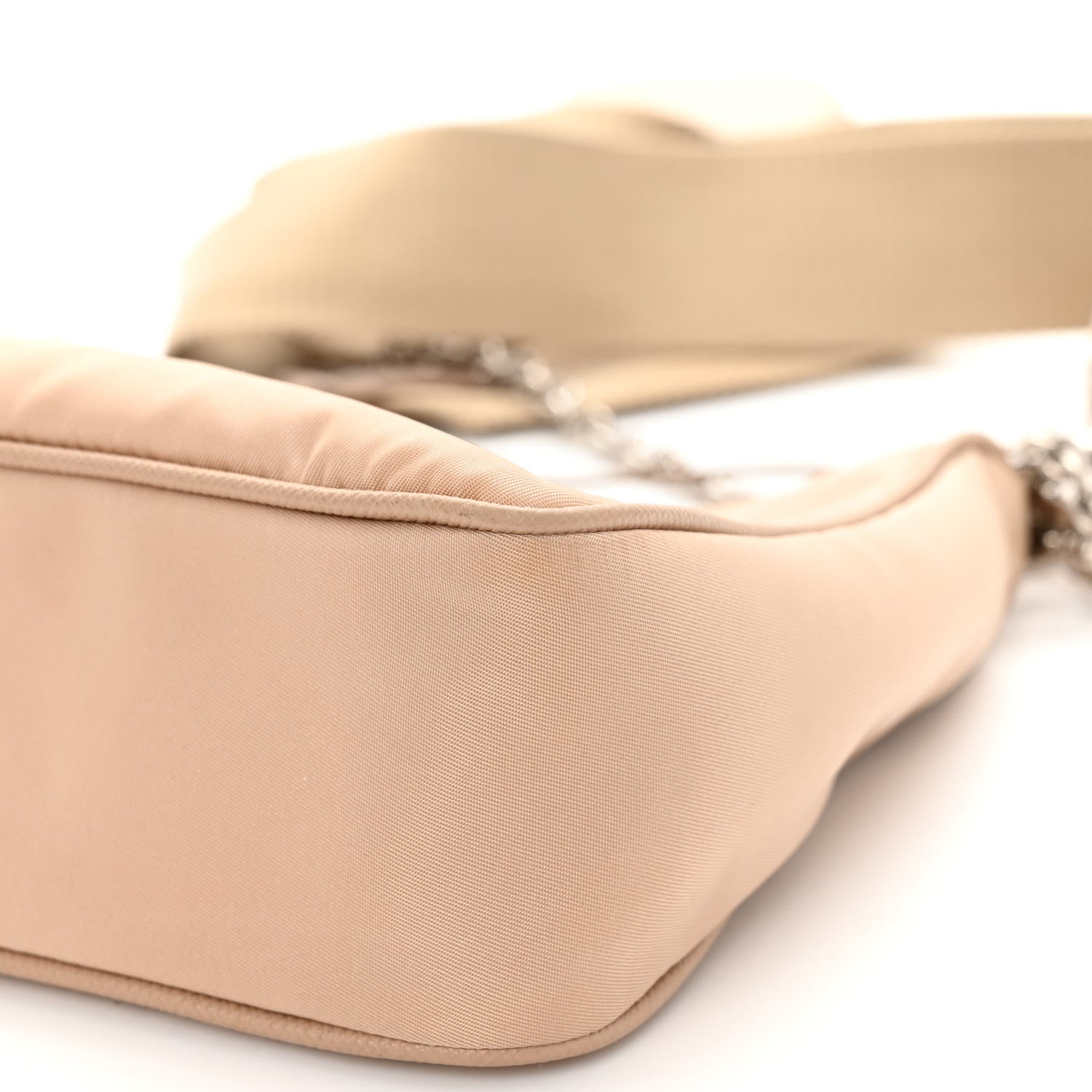 Prada Tessuto Saffiano Re-Edition 2005 Shoulder Bag Cammeo 9 of 9