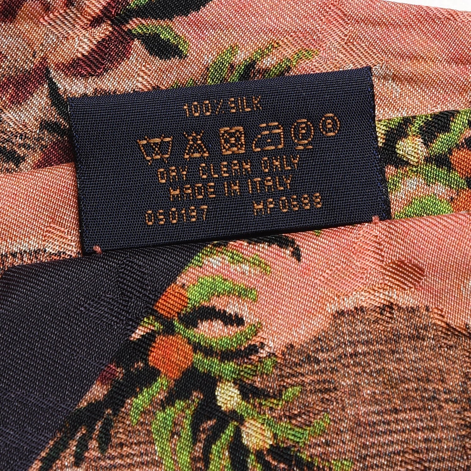Louis Vuitton Silk Monogram Flowers XVIII BB Bandeau 4 of 4