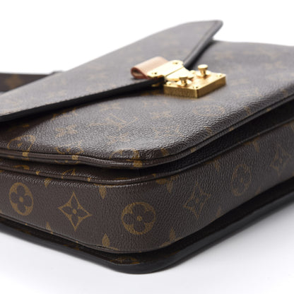 Louis Vuitton Monogram Pochette Metis 6 of 11