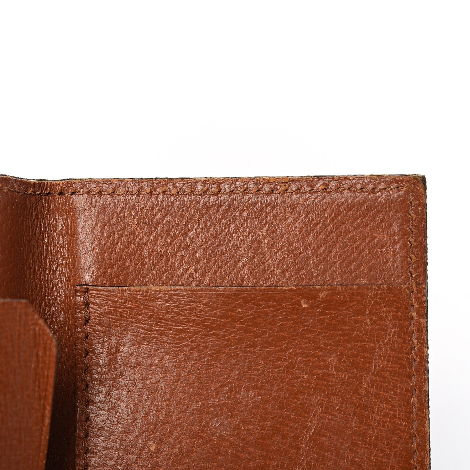 Louis Vuitton Monogram Passport Cover 8 of 8