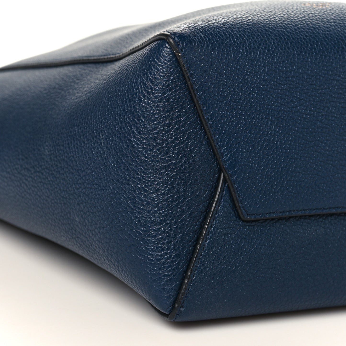 Soft Grained Calfskin Small Sangle Bucket Bag Navy