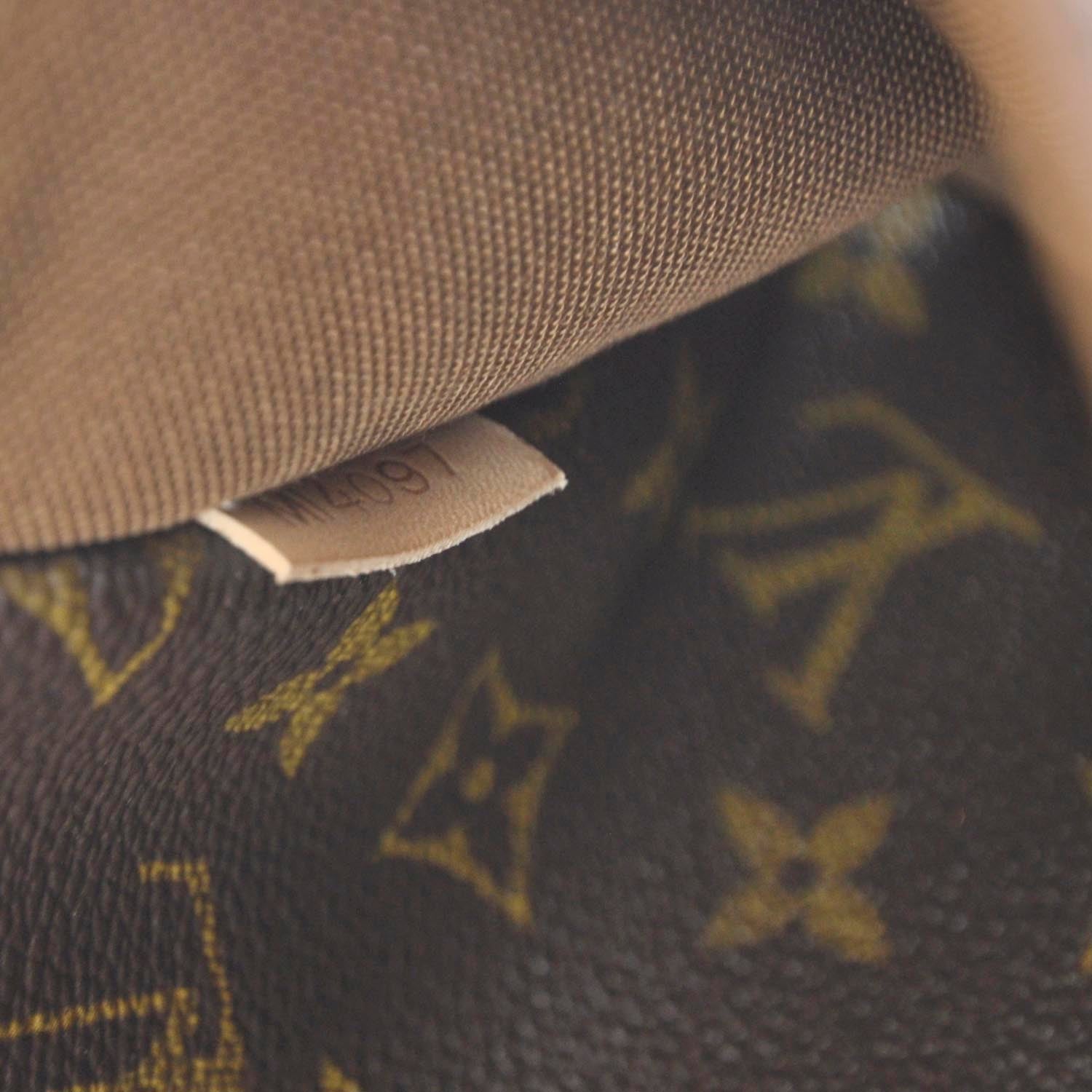 Louis Vuitton Monogram Bosphore PM Messenger 10 of 10