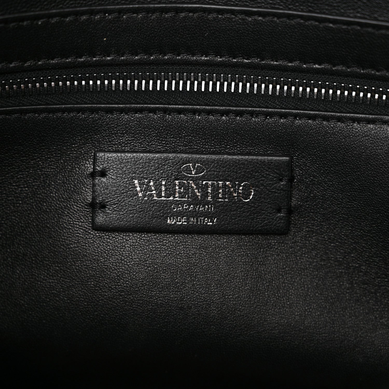 Valentino Garavani Nappa Monochrome Large Roman Stud Shoulder Bag Black 6 of 10