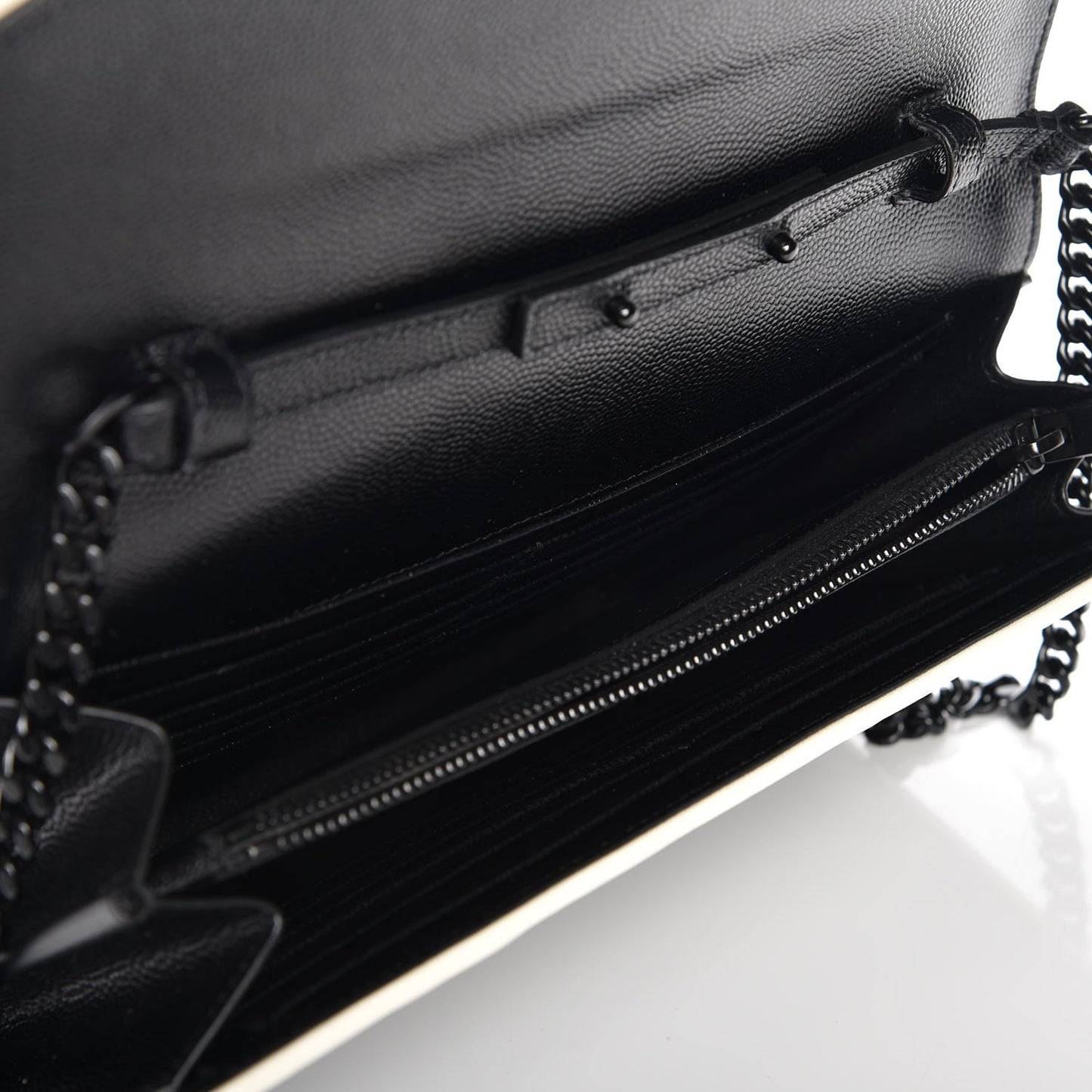 Grain De Poudre Matelasse Chevron Monogram Chain Wallet Black White