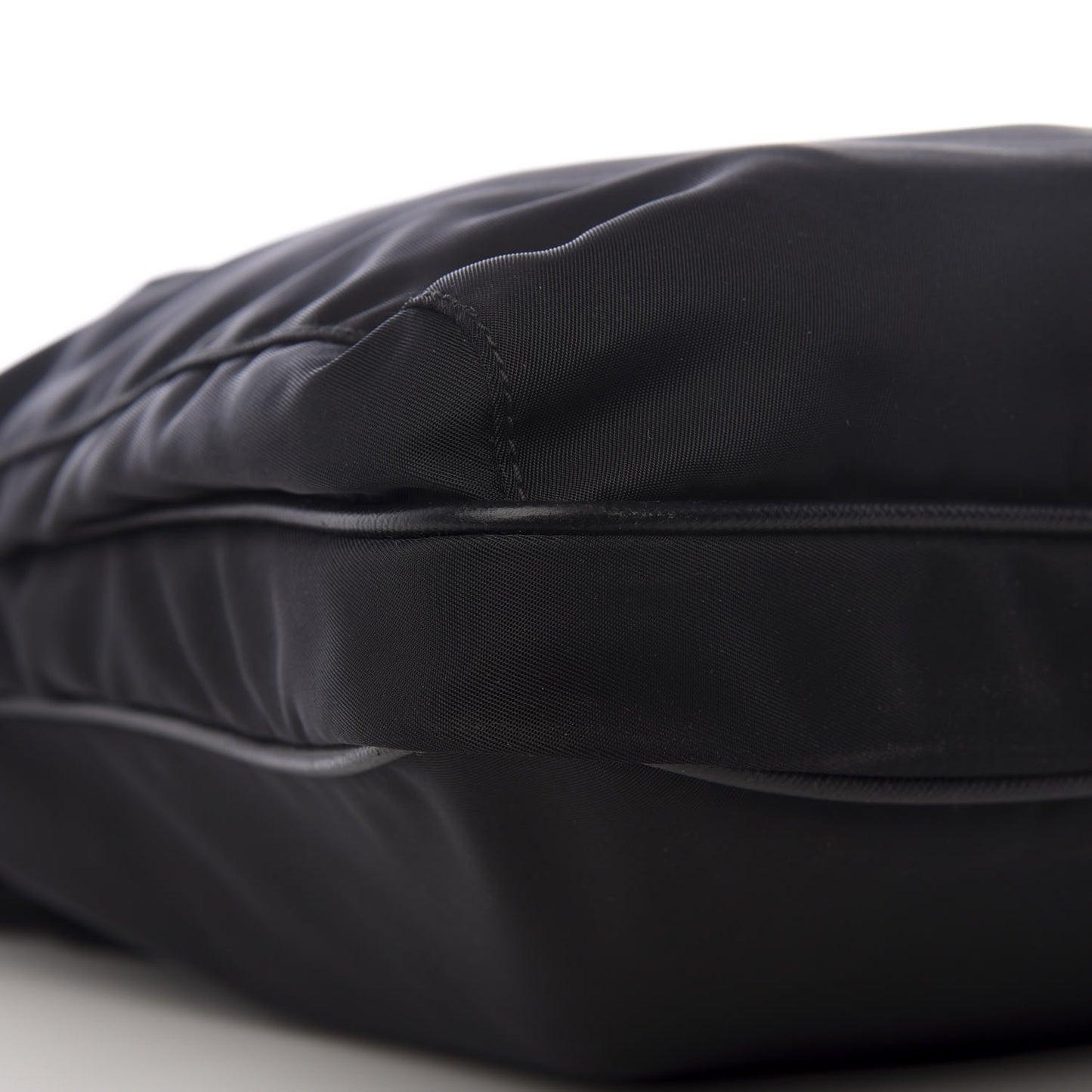Nylon Flat Messenger Bag Black