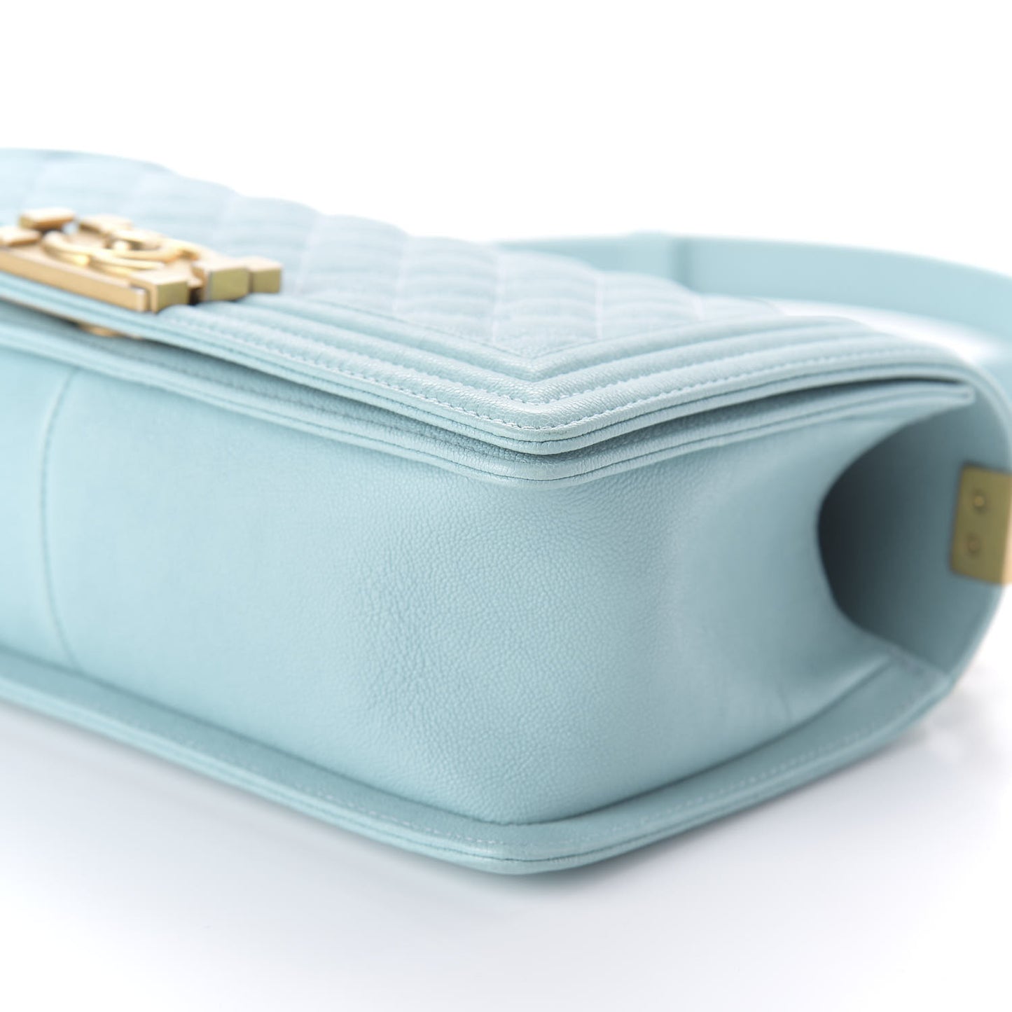 Caviar Quilted Medium Boy Flap Light Blue