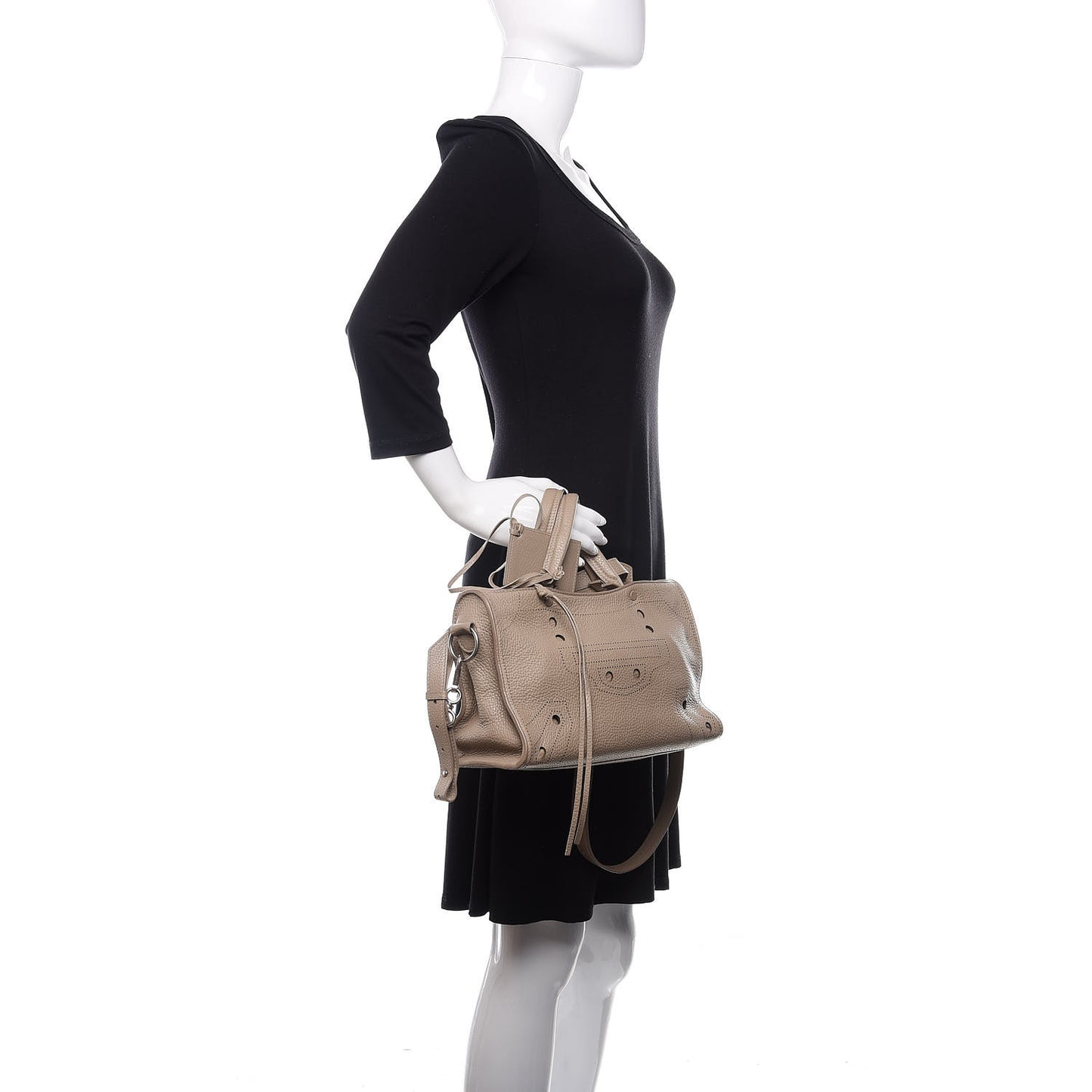 Veau Grana Perforated Blackout Hardware S City Gris Cendre