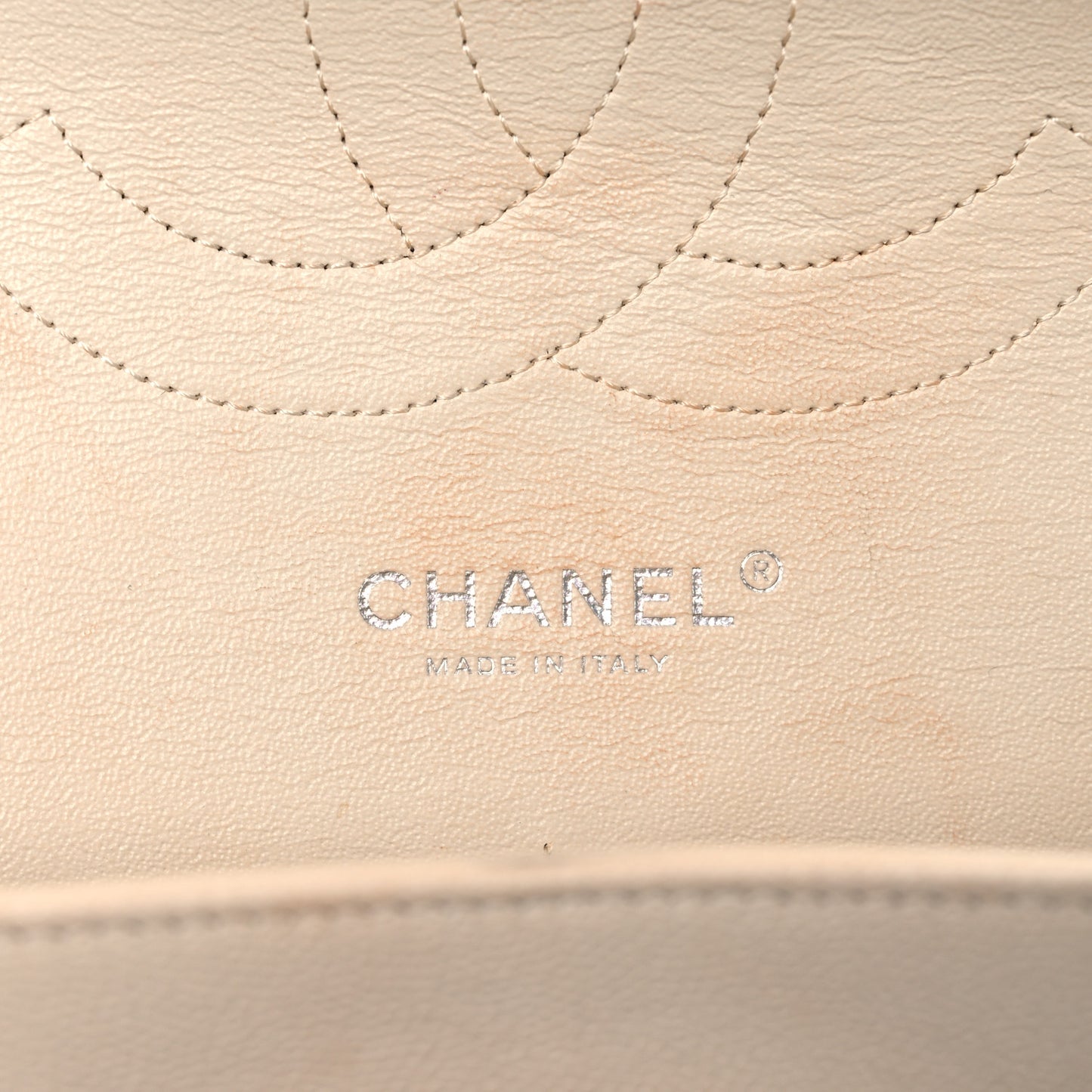 Caviar Quilted Jumbo Double Flap Ivory