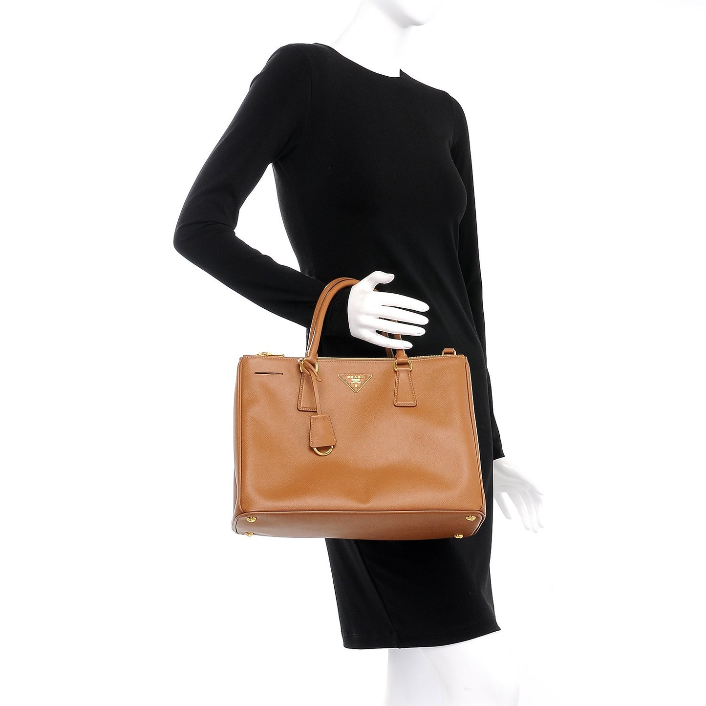 Saffiano Medium Galleria Double Zip Tote Caramel
