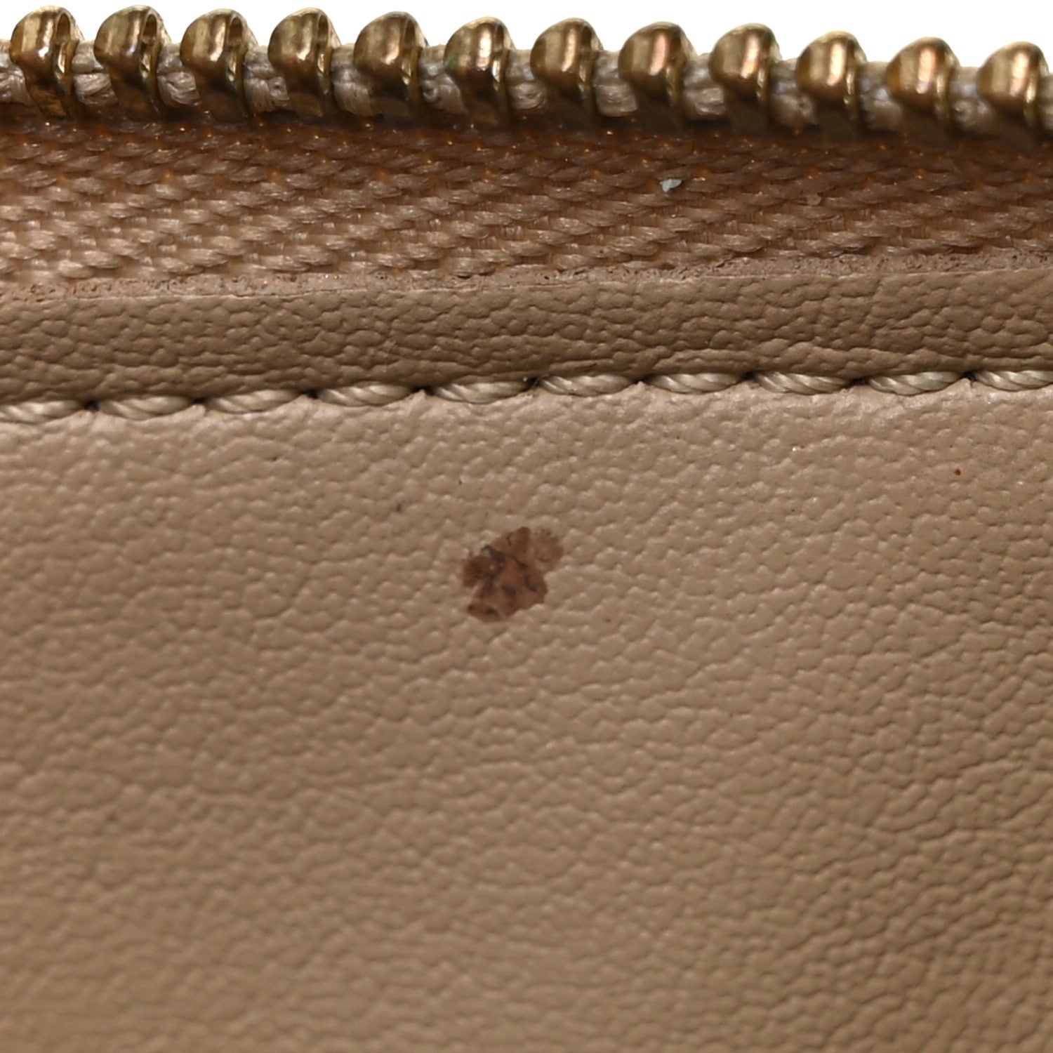 Louis Vuitton Vernis Lexington Pochette Beige 8 of 9