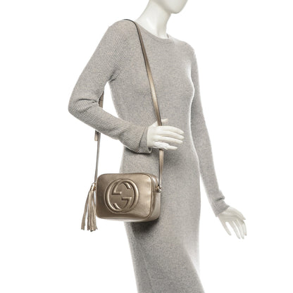 Gucci Metallic Pebbled Calfskin Small Soho Disco Bag Golden Beige 2 of 7