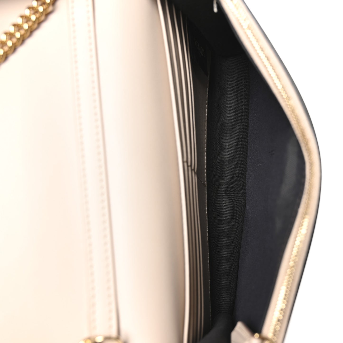 Vitello King Tamponato Logo Embossed Medium Wallet On Chain Poudre