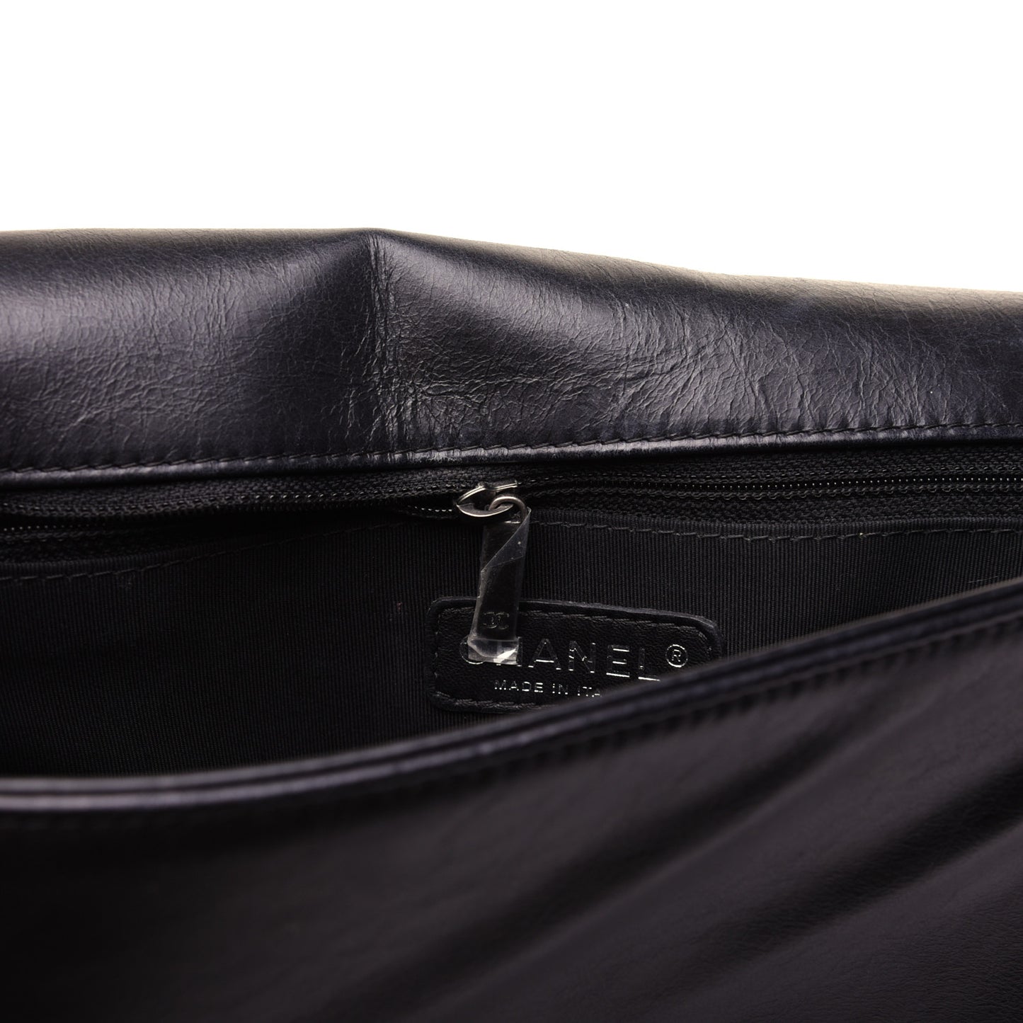 Calfskin Embossed Stitch Large Boy Flap Black