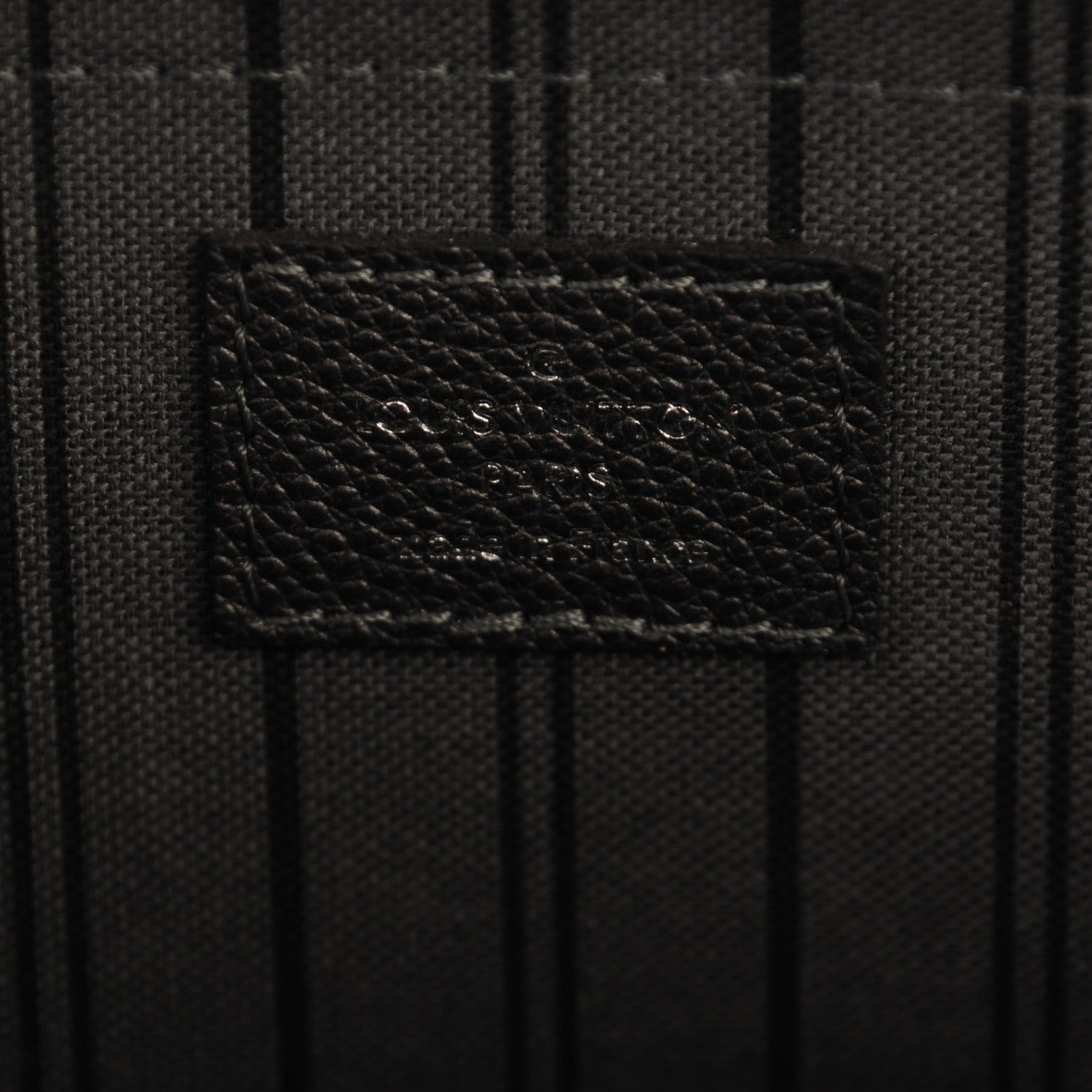 Louis Vuitton Empreinte Studded Montaigne MM Platine 6 of 7