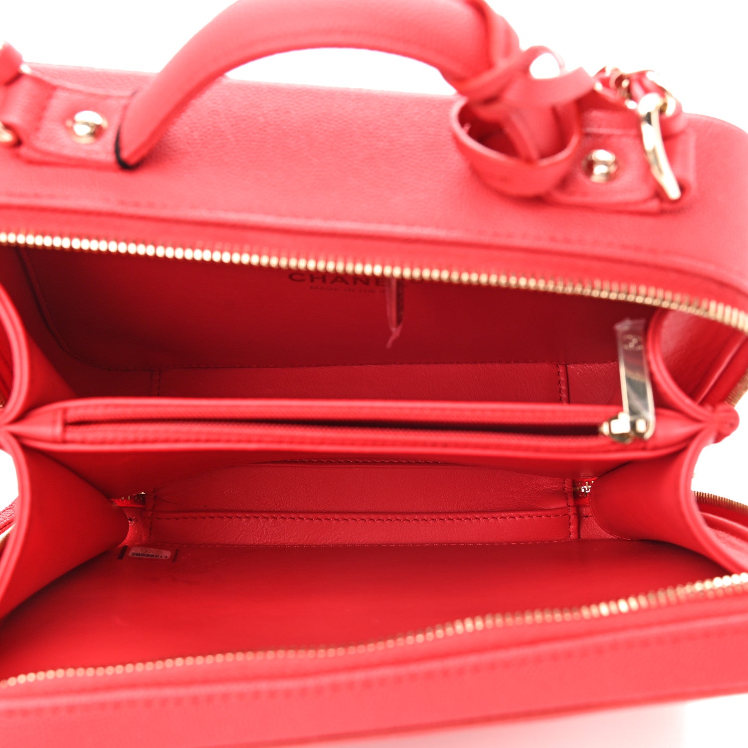 Chanel Caviar Quilted Medium CC Filigree Vanity Case Red 4 of 9