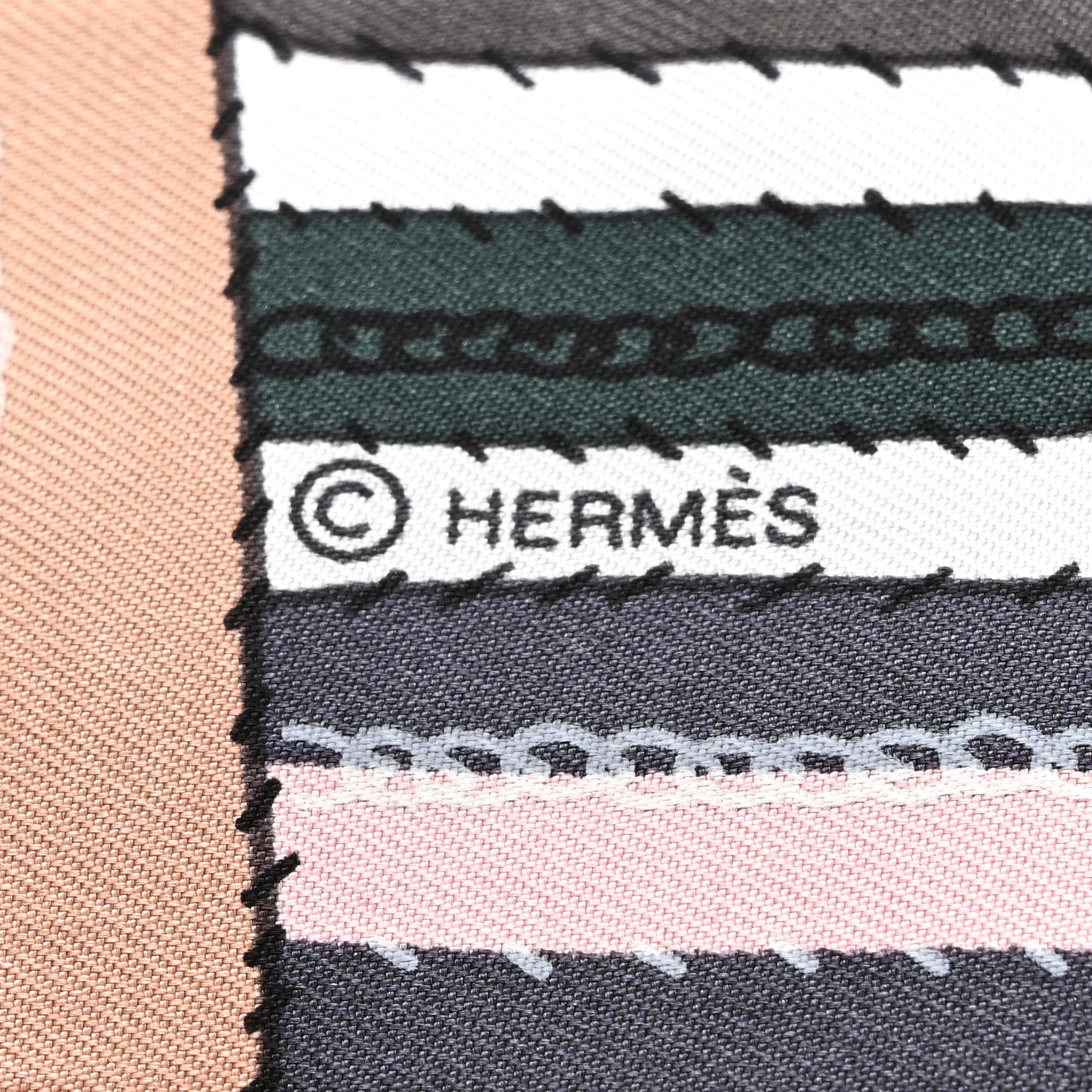 Hermes Silk Esprit Ainou Twilly 4 of 4