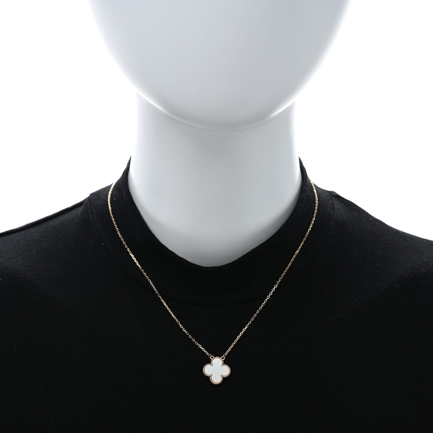 18K Yellow Gold Mother of Pearl Vintage Alhambra Pendant Necklace