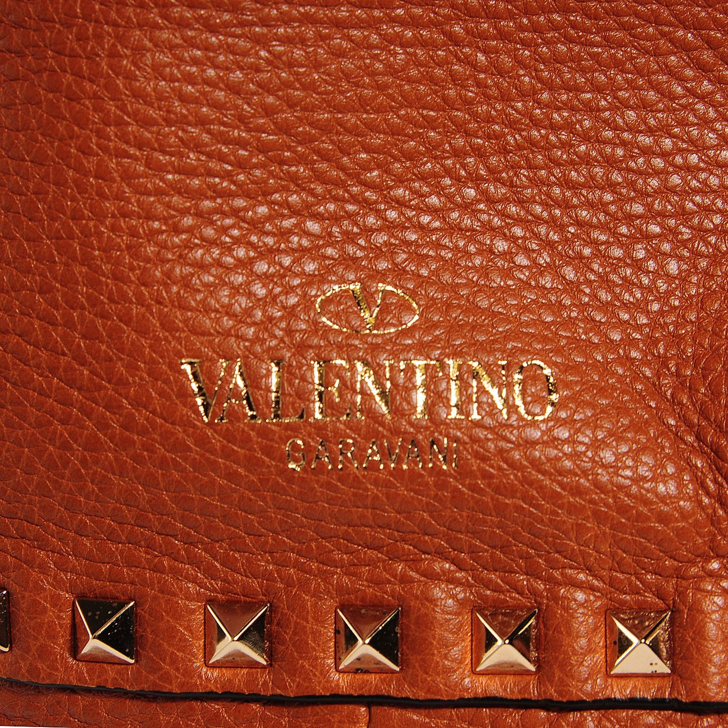 Grained Calfskin Medium Rockstud Reversible Tote Parrot Light Cuir
