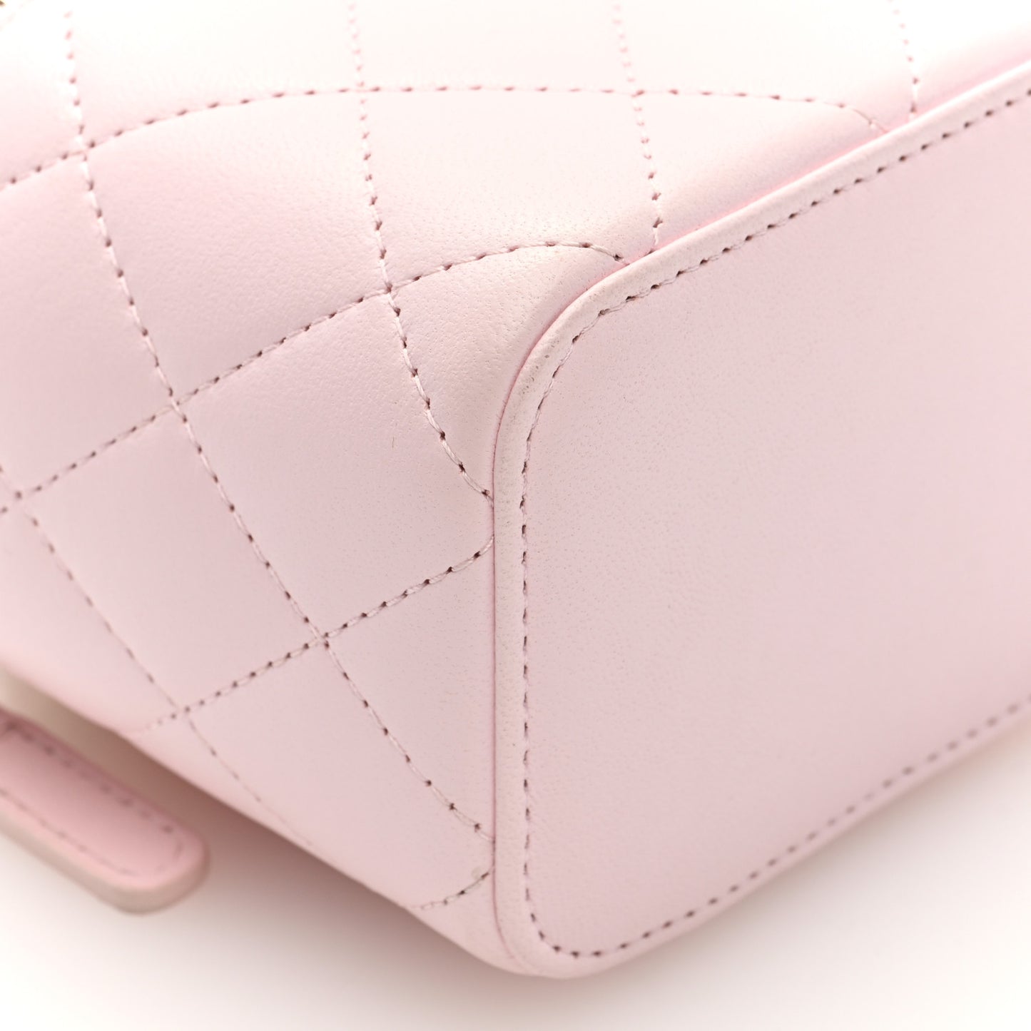 Lambskin Quilted Mini Top Handle Vanity Case With Chain Light Pink