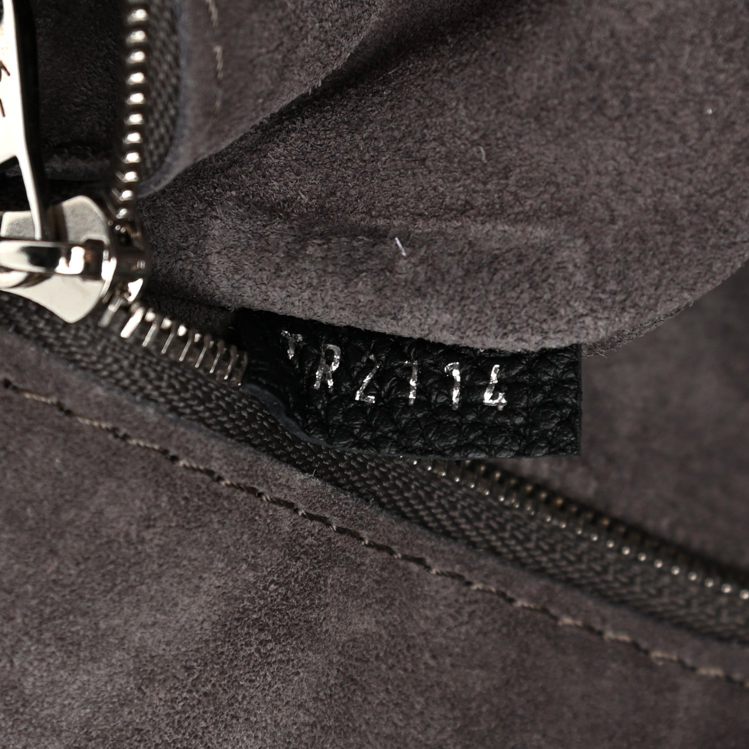 Louis Vuitton Veau Cachemire Soft Lockit MM Black 7 of 15