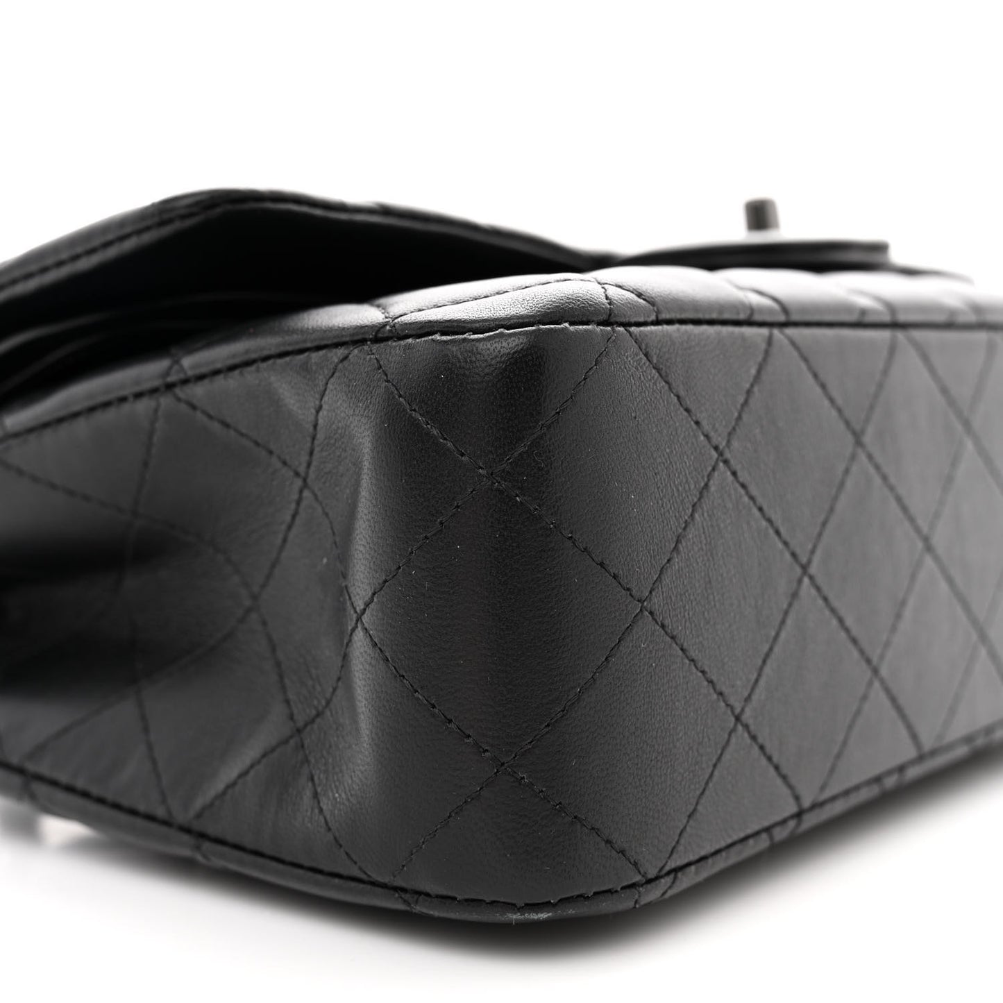 Lambskin Quilted Medium Double Flap So Black