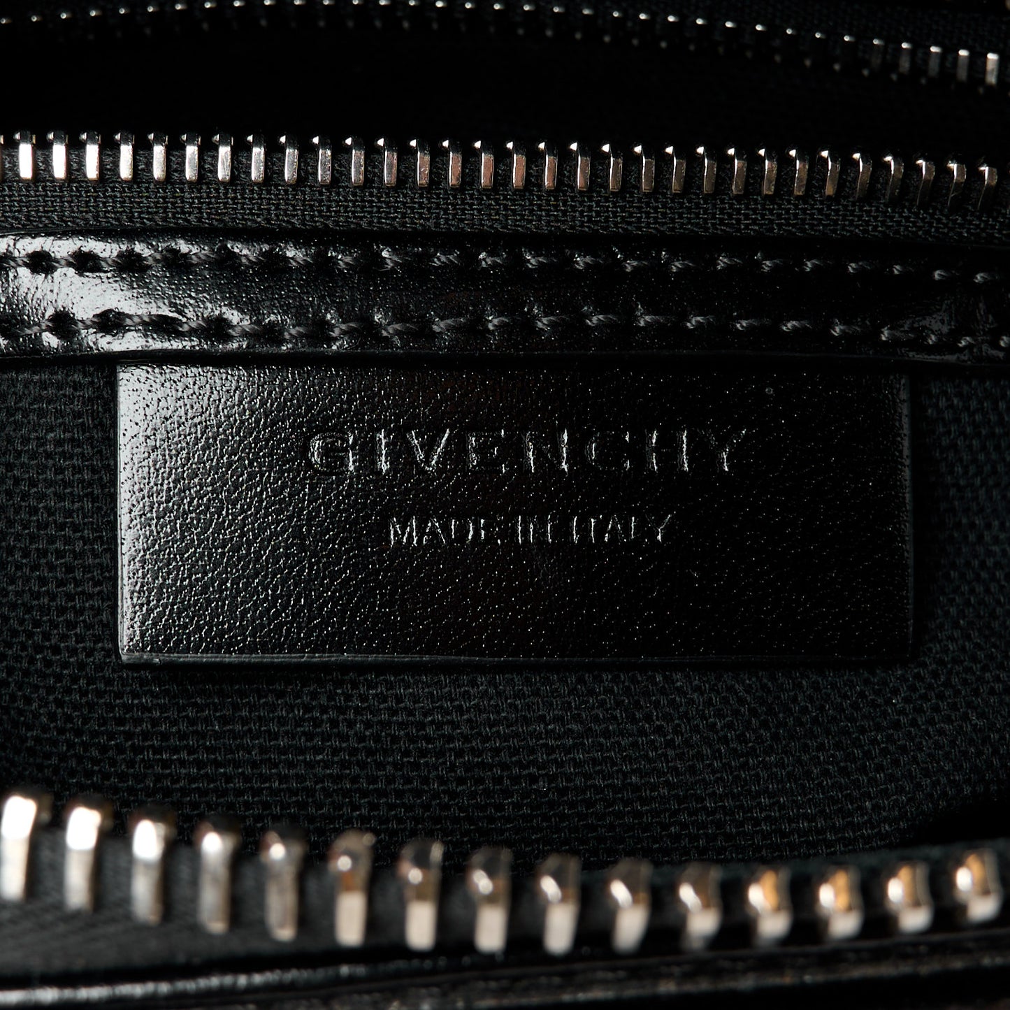Shiny Lord Calfskin Mini Antigona Black
