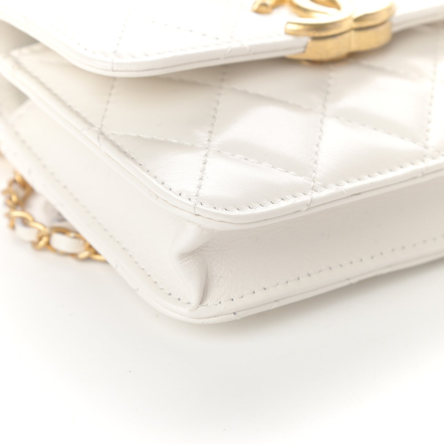 Calfskin Quilted Perfect Fit Coin Purse With Chain White