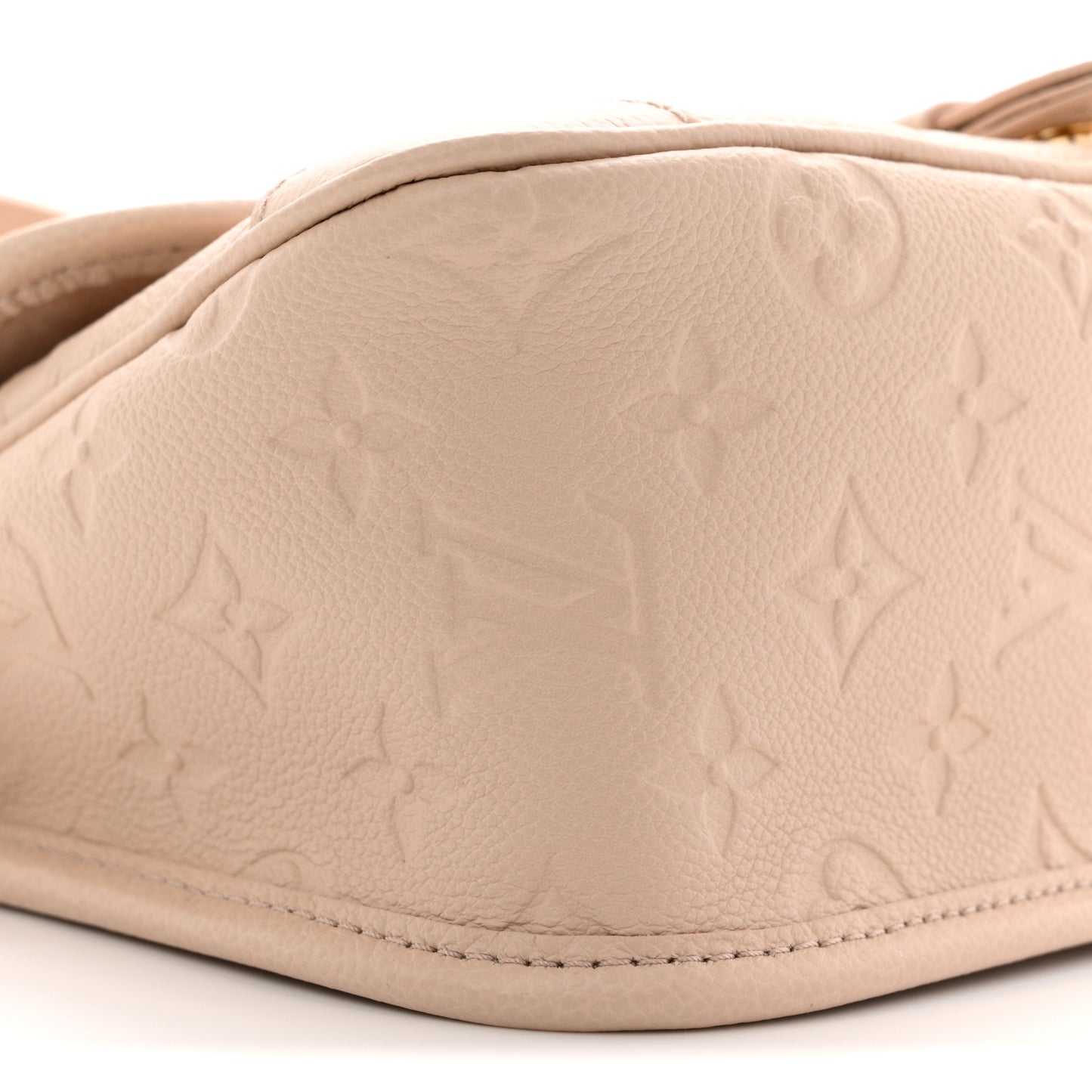 Empreinte Monogram Giant Diane Sand